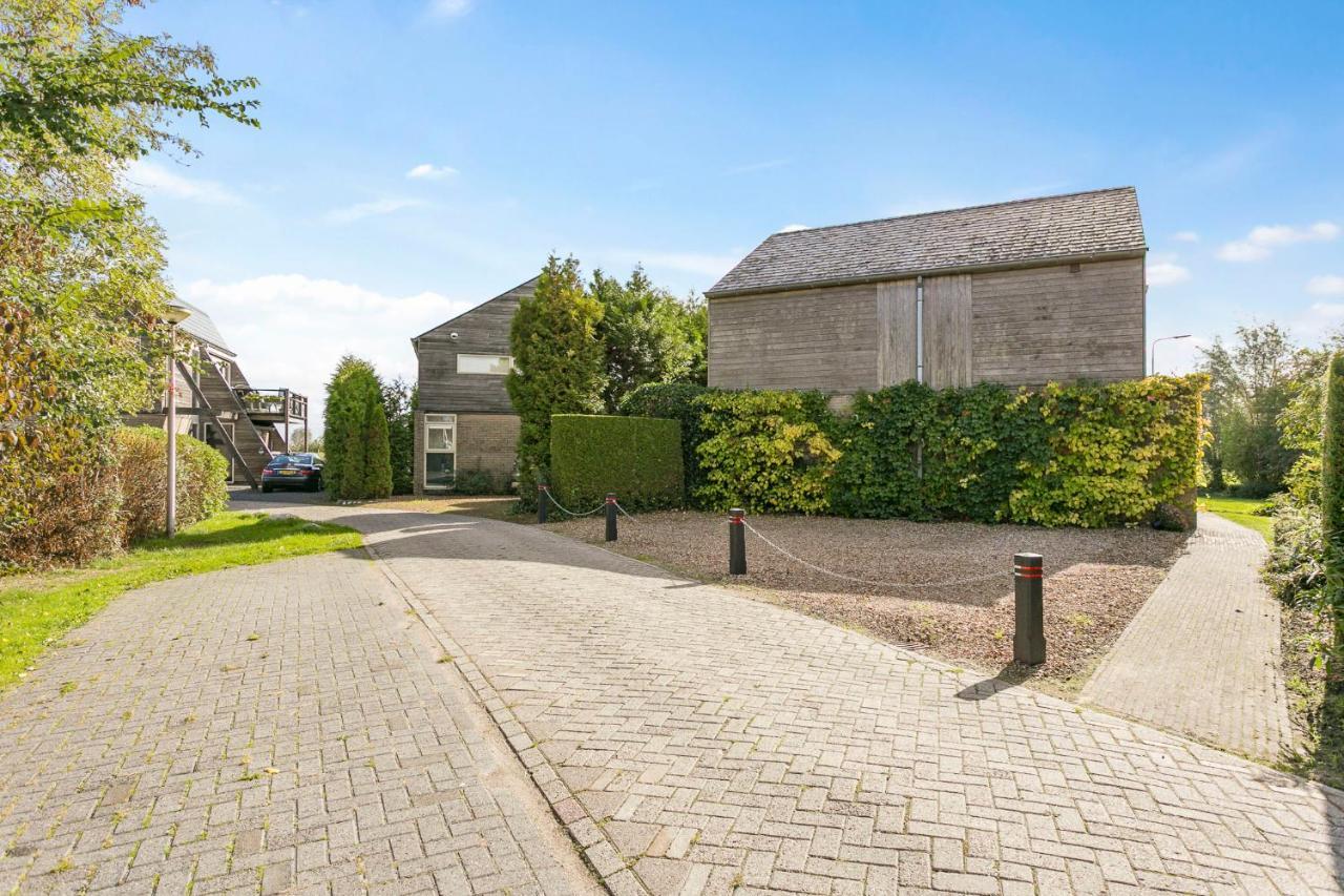 Vila Quo Vadis Grou Exteriér fotografie
